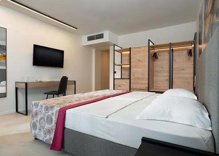 Sh Dolce Mare Golden Sands