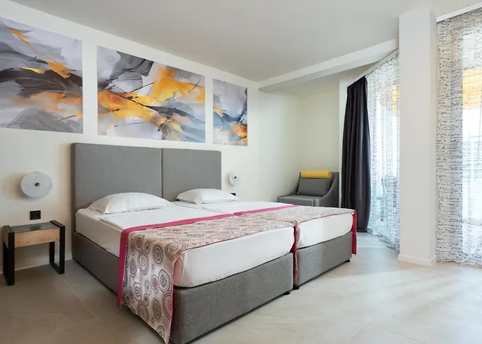 Sh Dolce Mare Hotell 4*